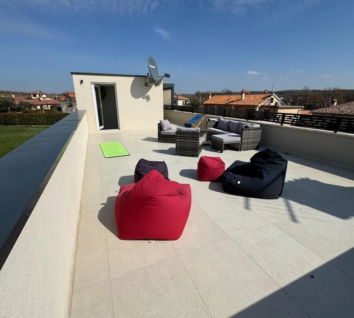 Villa Nello Mit Pool & Whirlpool