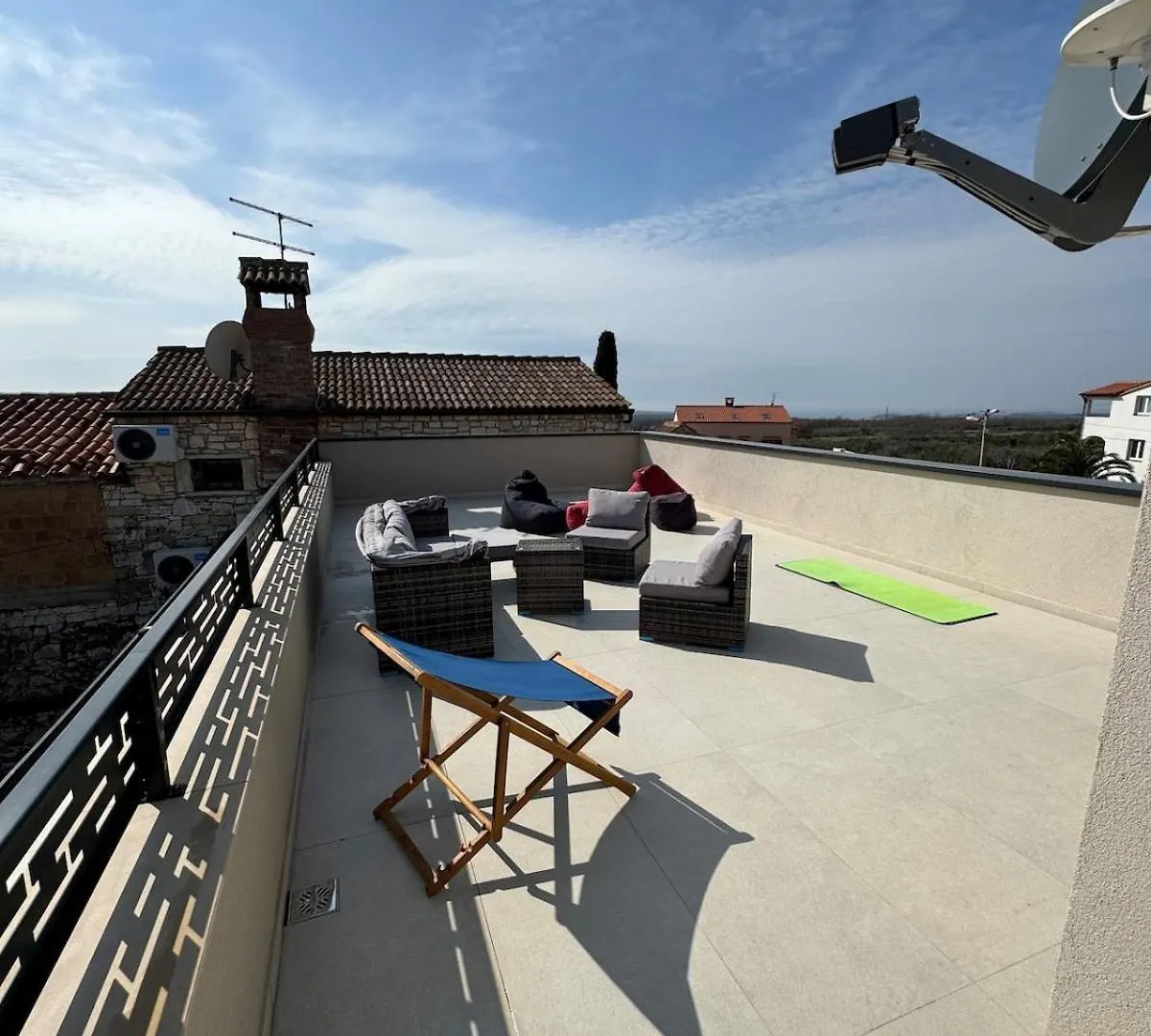 Villa Nello Mit Pool & Whirlpool Rogovici