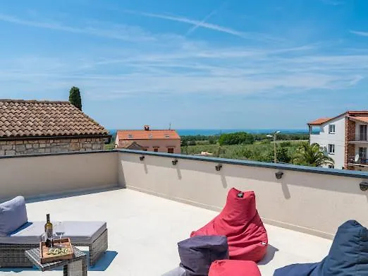 Villa Nello Mit Pool & Whirlpool Croatia