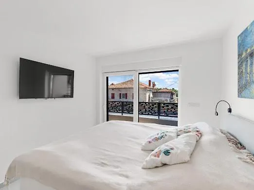 Villa Nello Mit Pool & Whirlpool Rogovici 0*,