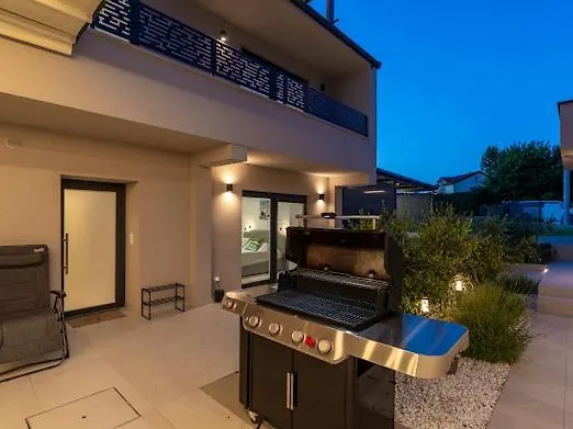 Villa Nello Mit Pool & Whirlpool Rogovici Chorwacja